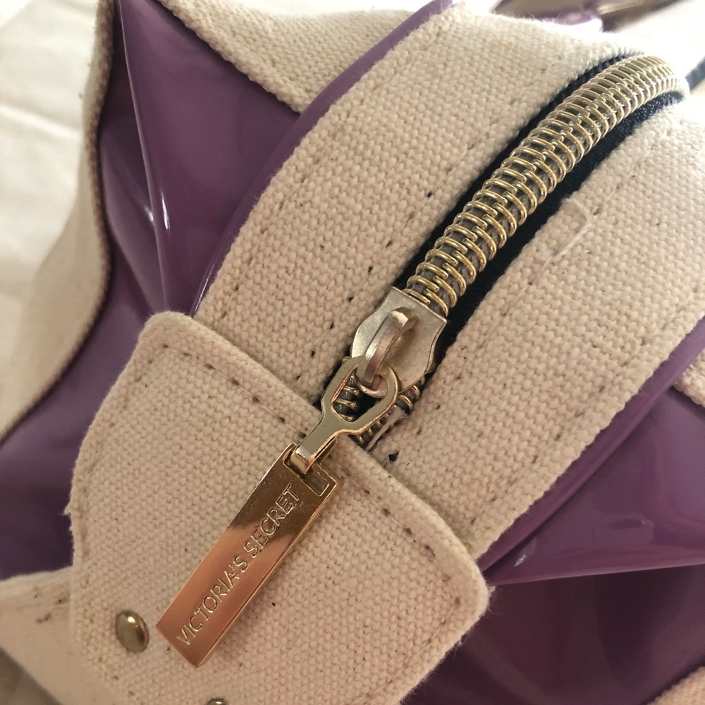 Victoria’s Secret purse - Picture 4 of 6